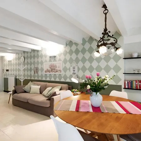 Casa Fiordaliso Apartment *